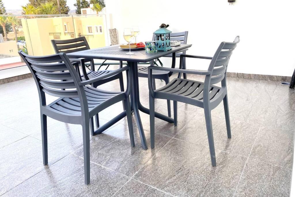 Апартаменти Ev Zin - Modern, Cozy, 1 Bed, Pool, 2 Balconies, A105 Пафос Екстер'єр фото