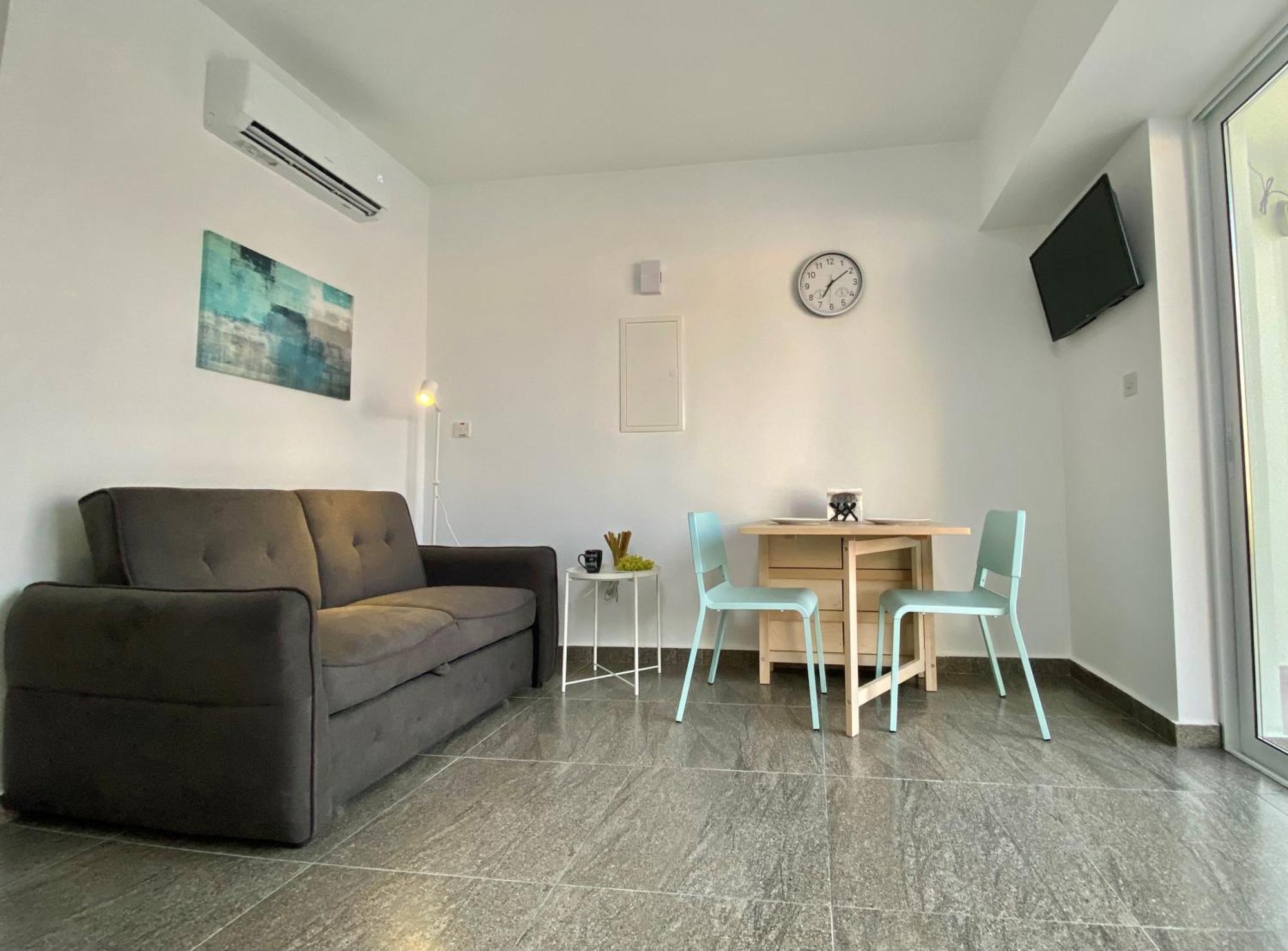 Апартаменти Ev Zin - Modern, Cozy, 1 Bed, Pool, 2 Balconies, A105 Пафос Екстер'єр фото